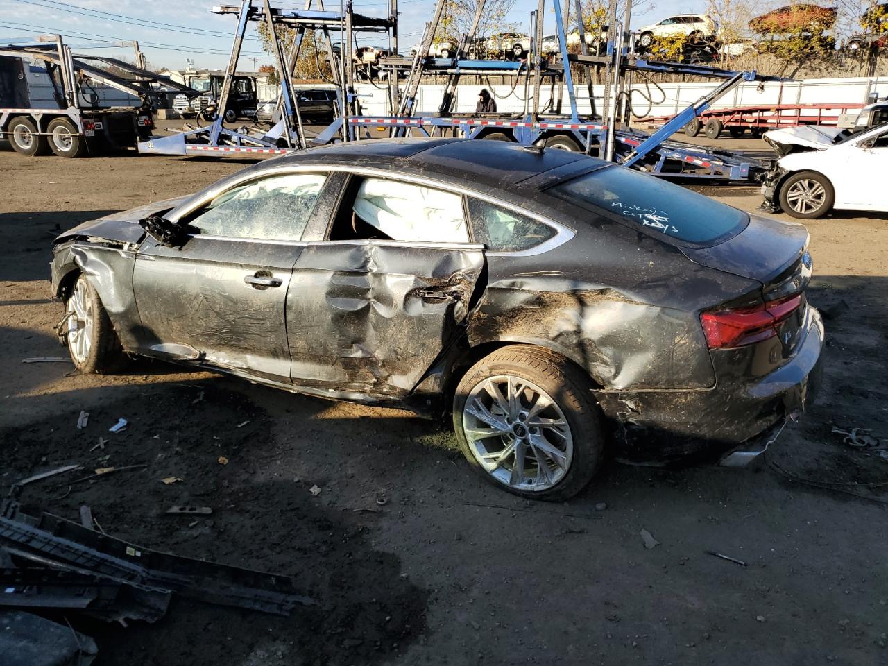 Obraz 2 z 2023 AUDI A5 PREMIUM PLUS 40 2023 z VIN WAUCBCF50PA056257