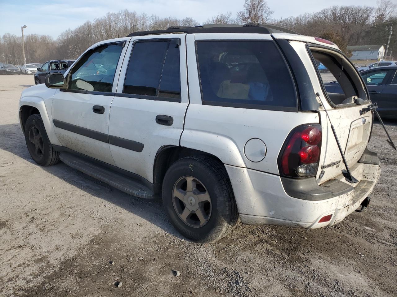 Изображение 2 2005 CHEVROLET TRAILBLAZER LS 2005 с VIN 1GNDT13S752122109
