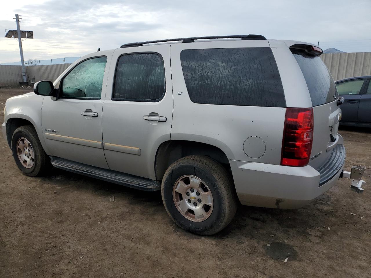 Obraz 2 z 2007 CHEVROLET TAHOE K1500 2007 z VIN 1GNFK13047R270710