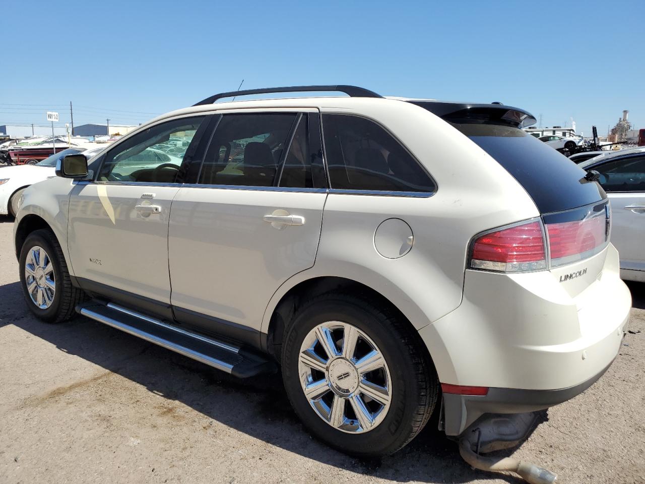 Obraz 2 z 2007 LINCOLN MKX  2007 z VIN 2LMDU88C87BJ03680