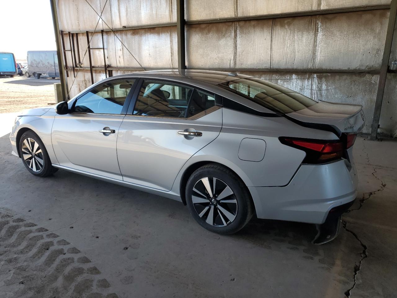 Изображение 2 2021 NISSAN ALTIMA SV 2021 с VIN 1N4BL4DV1MN349888