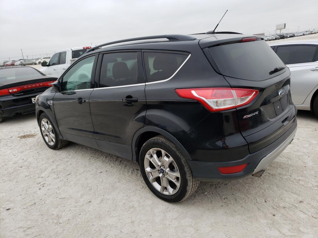 Image 2 of 2016 FORD ESCAPE SE 2016 with VIN 1FMCU0GX7GUA09796