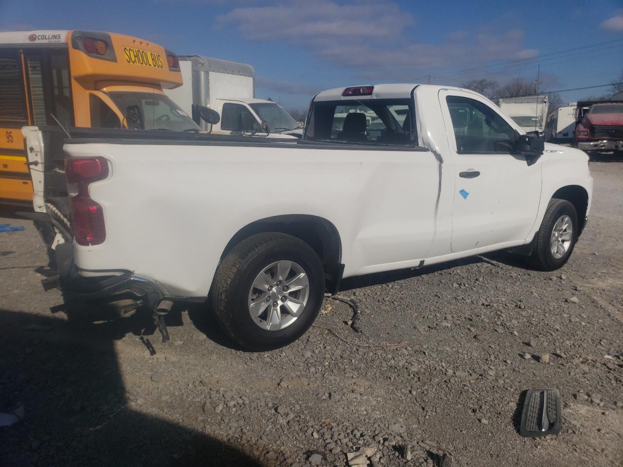 Image 3 of 2020 CHEVROLET SILVERADO C1500 2020 with VIN 3GCNWAEF7LG273766