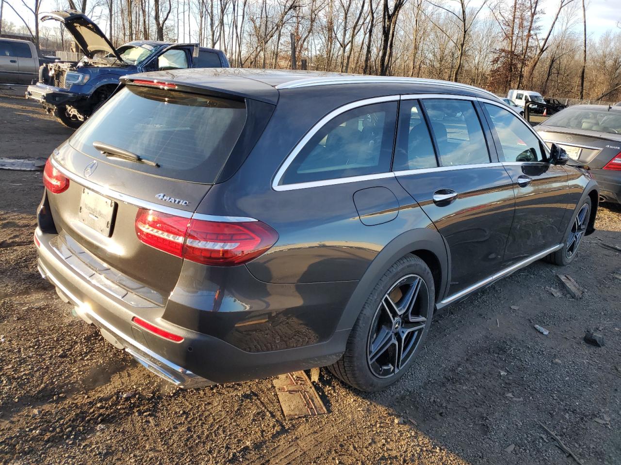 Obraz 3 z 2023 MERCEDES-BENZ E 450 4M ALL TERRAIN 2023 z VIN W1KZH6AB1PB138556