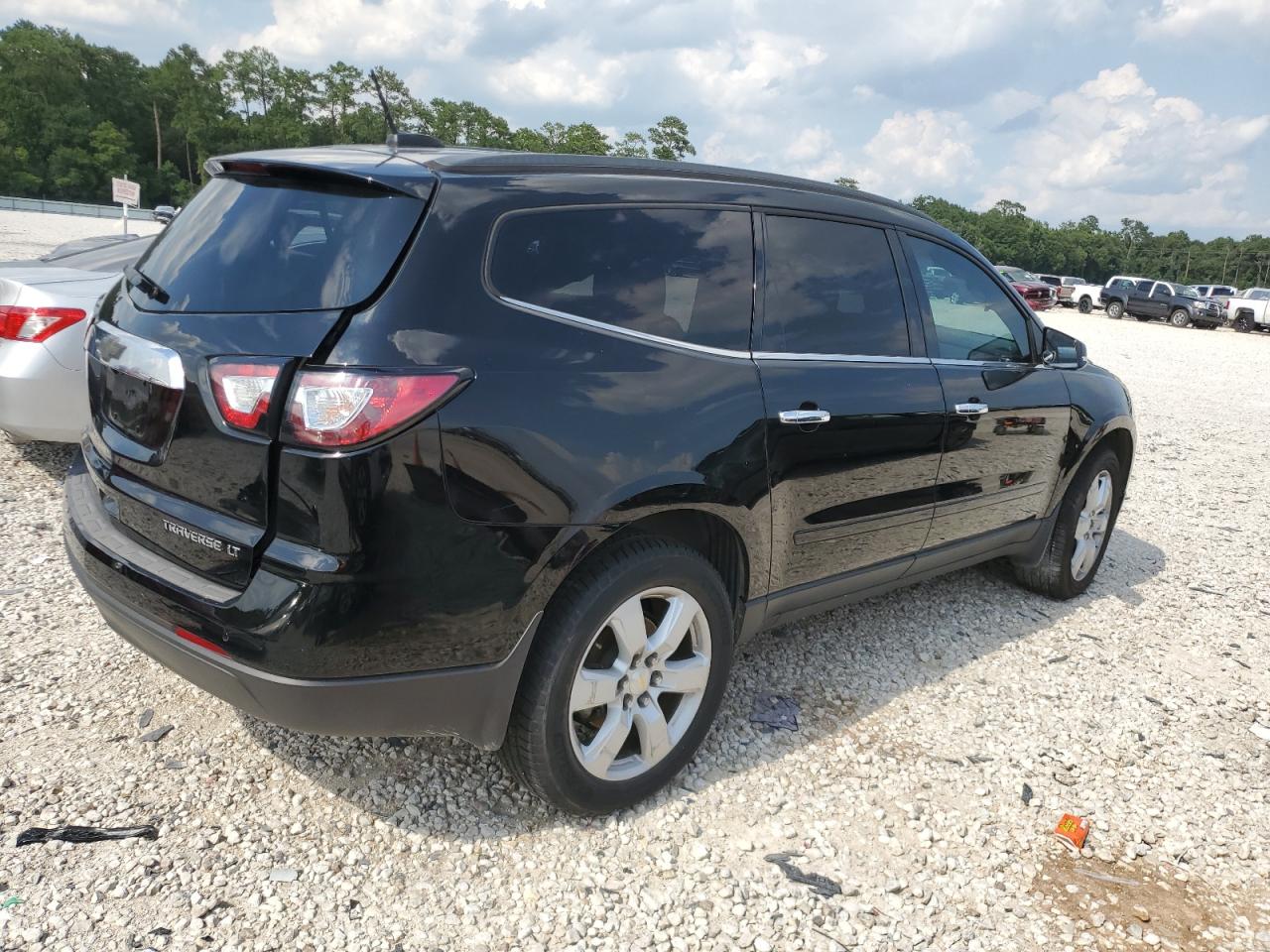 Изображение 3 2016 CHEVROLET TRAVERSE LT 2016 с VIN 1GNKRGKDXGJ185841