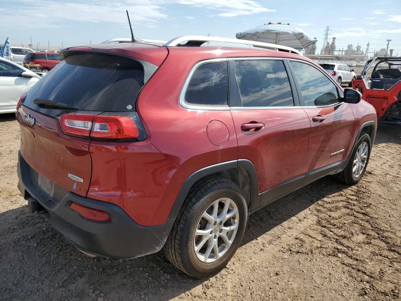Image 3 of 2017 JEEP CHEROKEE LATITUDE 2017 with VIN 1C4PJMCS5HW590561