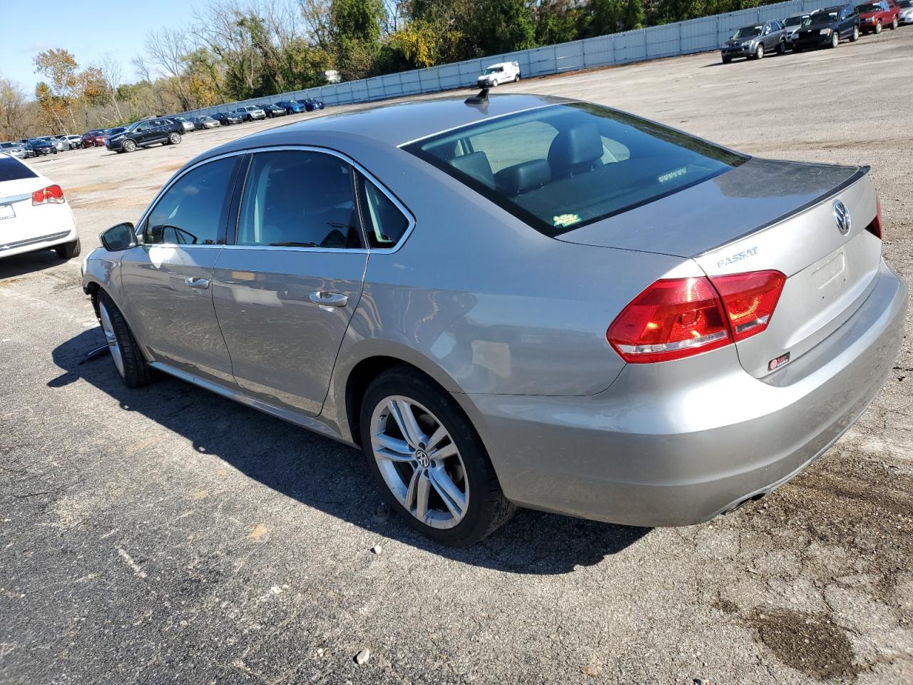 Image 2 of 2014 VOLKSWAGEN PASSAT SE 2014 with VIN 1VWBN7A32EC099595
