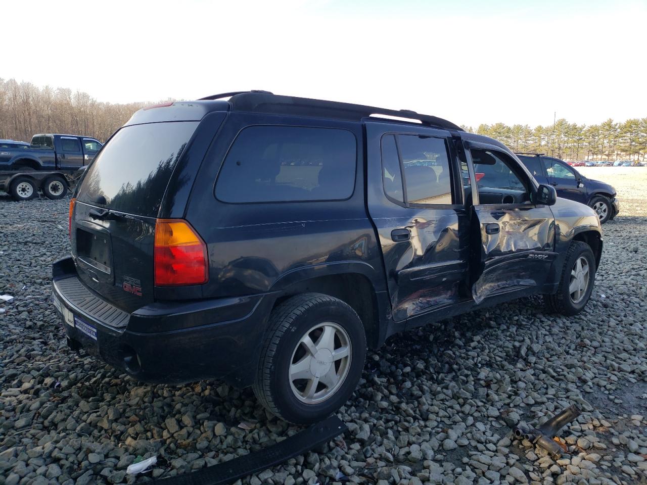 Obraz 3 z 2003 GMC ENVOY XL 2003 z VIN 1GKES16S136172459