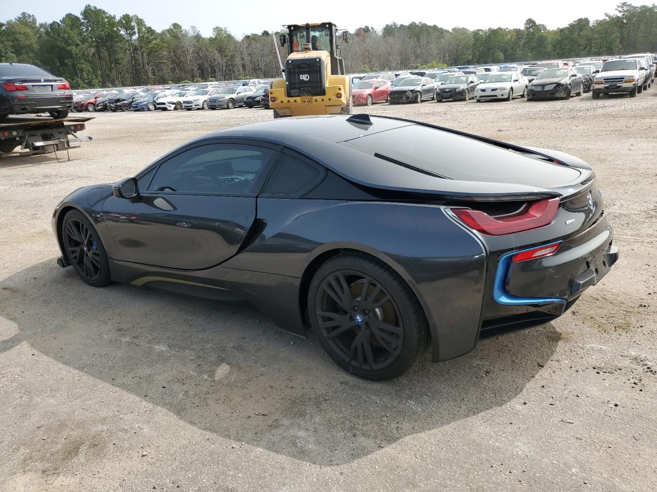 Изображение 2 2015 BMW I8  2015 с VIN WBY2Z2C56FV392767