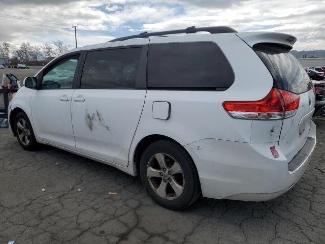 Obraz 2 z 2011 TOYOTA SIENNA LE 2011 z VIN 5TDKK3DC6BS160473