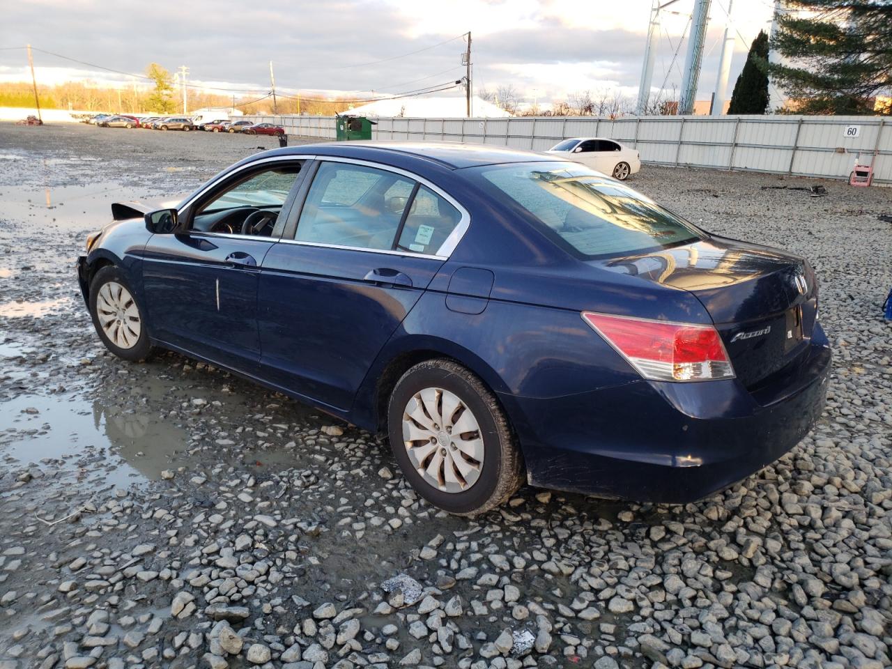 Изображение 2 2009 HONDA ACCORD LX 2009 с VIN 1HGCP26389A164661
