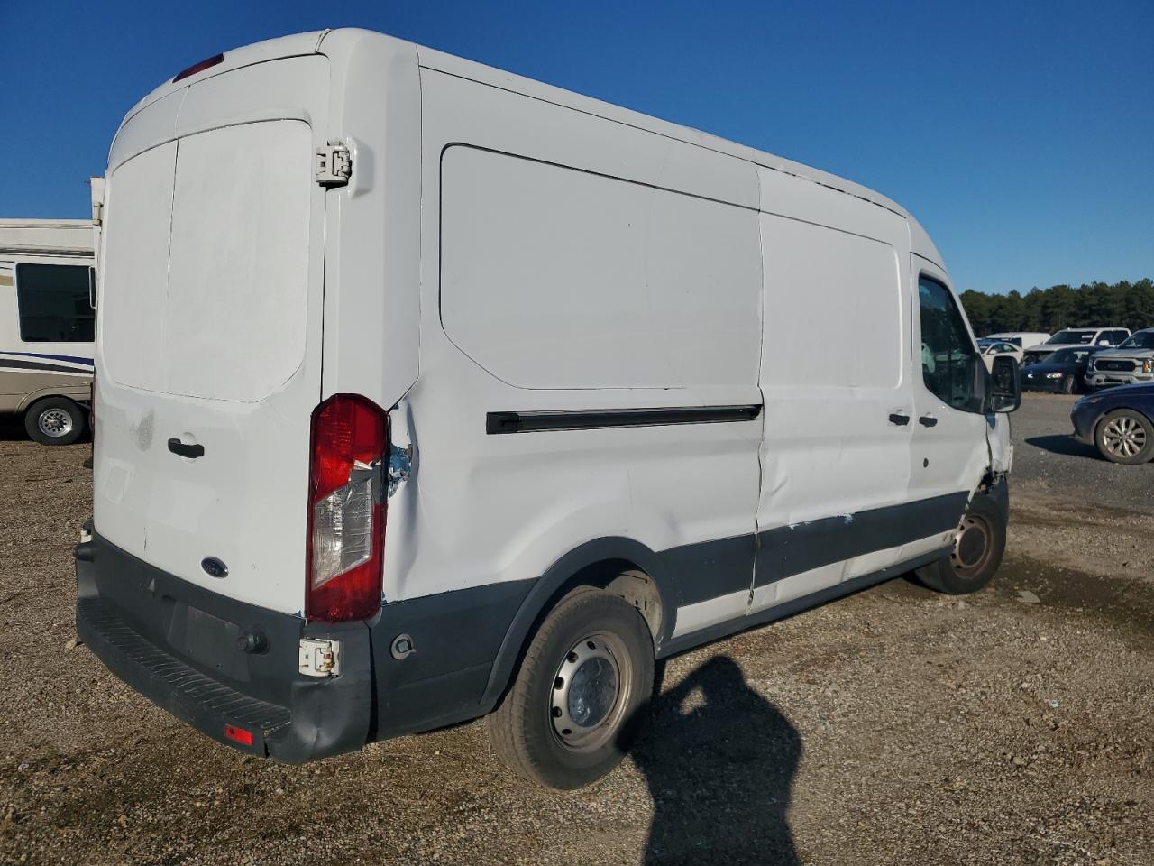 Image 3 of 2017 FORD TRANSIT T-250 2017 with VIN 1FTYR2CM0HKA11275