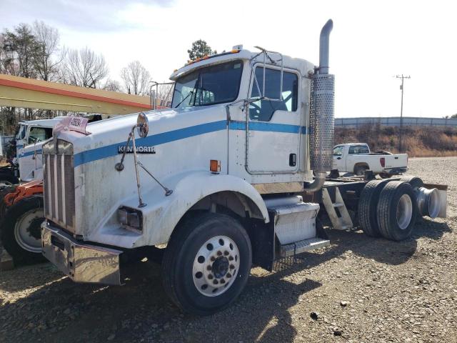 Image 2 of 2007 KENWORTH CONSTRUCTION T800 2007 with VIN 1XKDDU9X07J179257