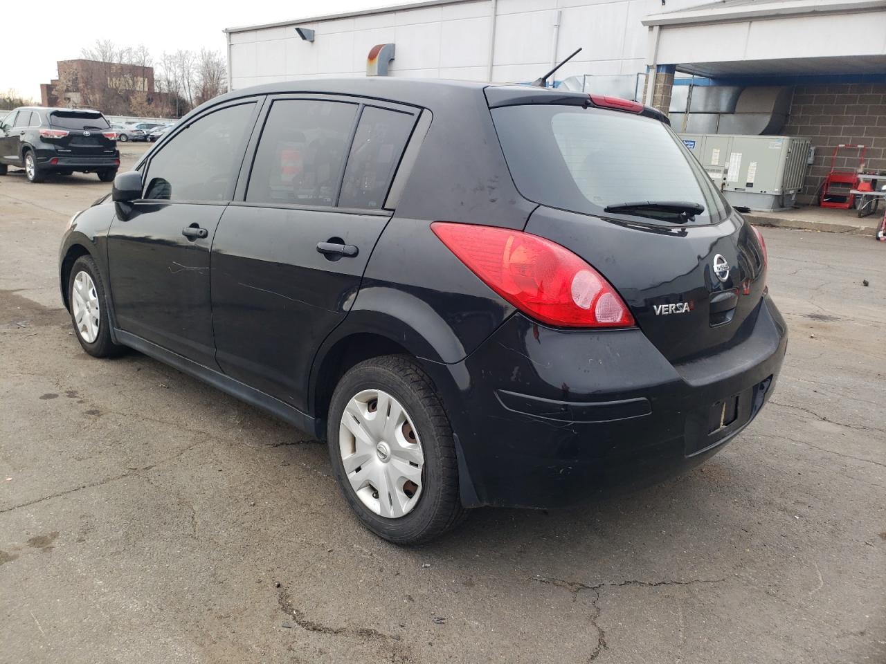 Obraz 2 z 2012 NISSAN VERSA S 2012 z VIN 3N1BC1CP2CK205303