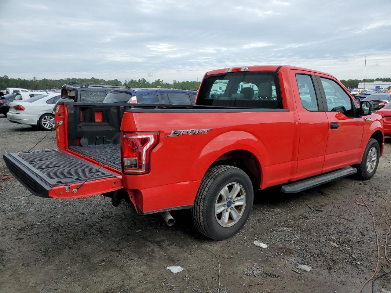 Obraz 3 z 2017 FORD F150 SUPER CAB 2017 z VIN 1FTEX1C80HKC10476