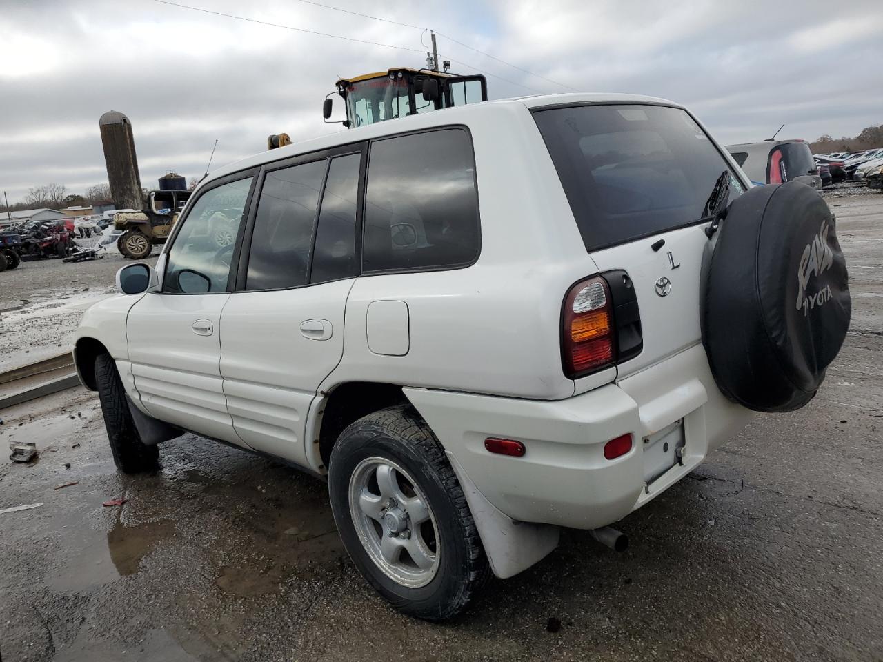 Image 2 of 2000 TOYOTA RAV4  2000 with VIN JT3GP10V9Y7070373