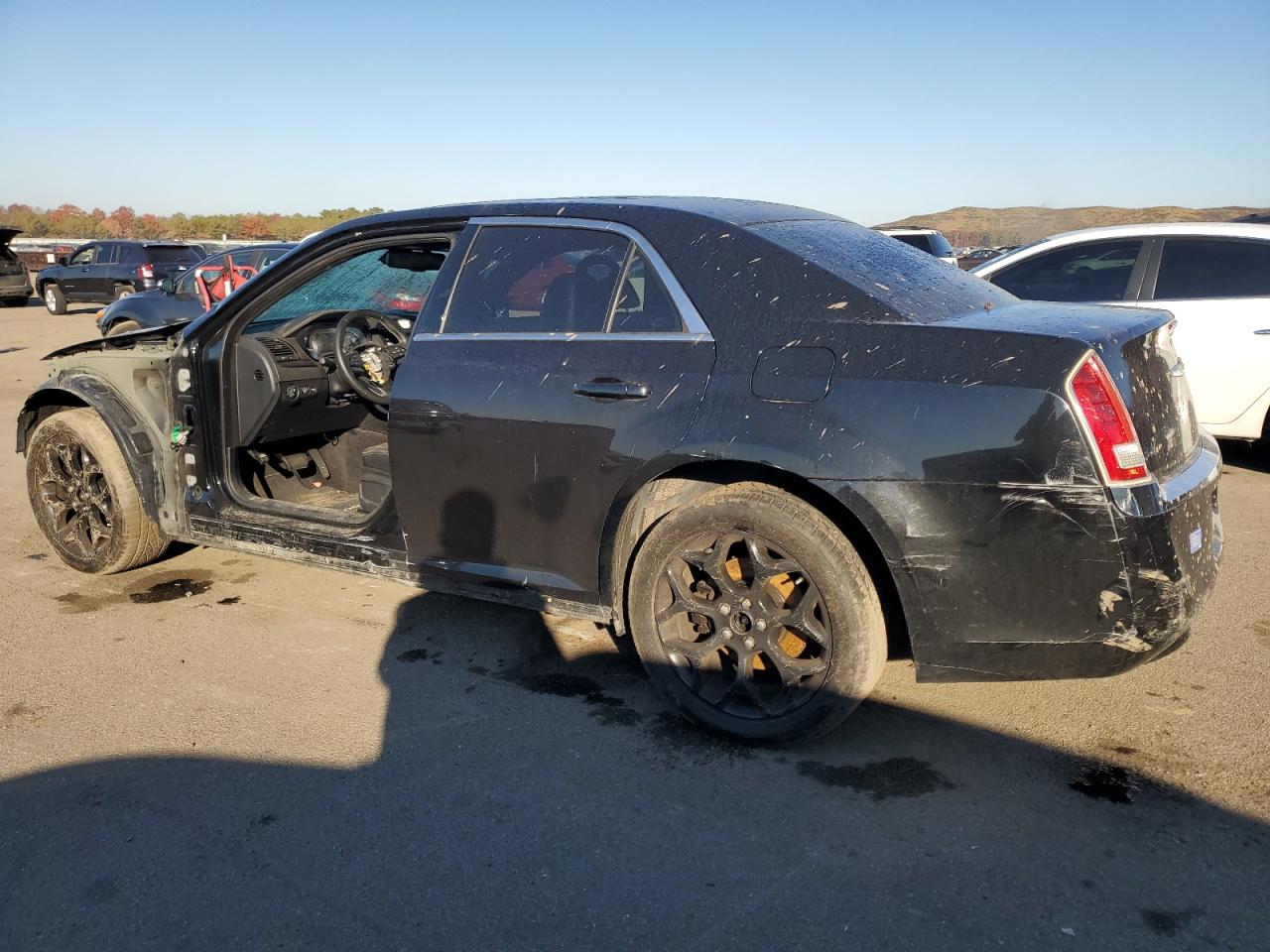 Изображение 2 2014 CHRYSLER 300  2014 с VIN 2C3CCAAG6EH216447