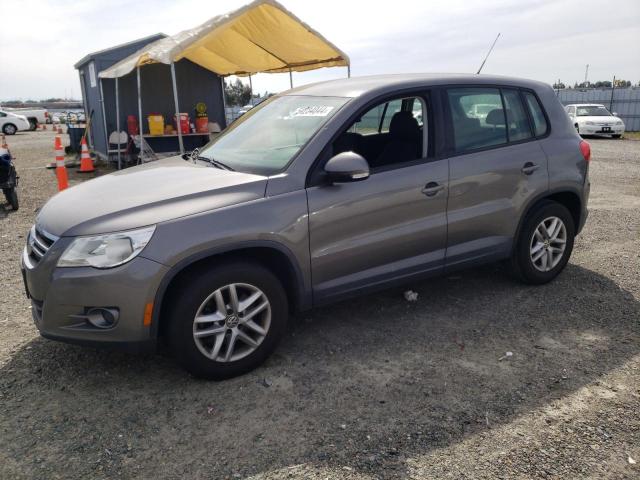 Obraz 1 z 2011 VOLKSWAGEN TIGUAN S 2011 z VIN WVGAV7AX5BW527506