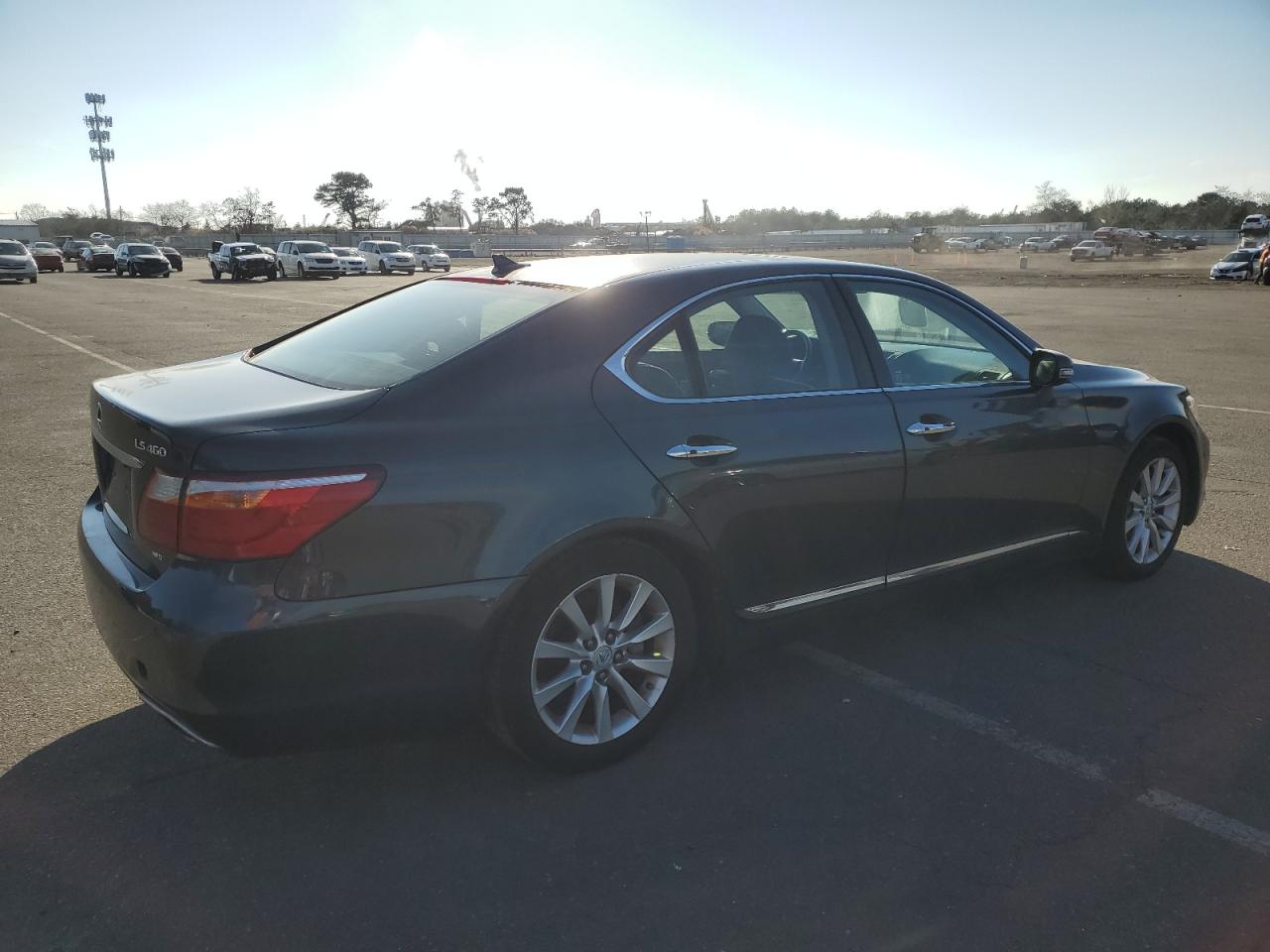 Image 3 of 2010 LEXUS LS 460 2010 with VIN JTHCL5EF2A5004777