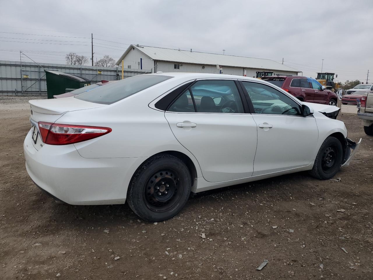 Image 3 of 2015 TOYOTA CAMRY LE 2015 with VIN 4T1BF1FK5FU021087