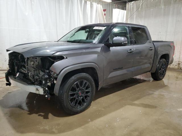 Изображение 1 2022 TOYOTA TUNDRA CREWMAX SR 2022 с VIN 5TFLA5DB0NX049376