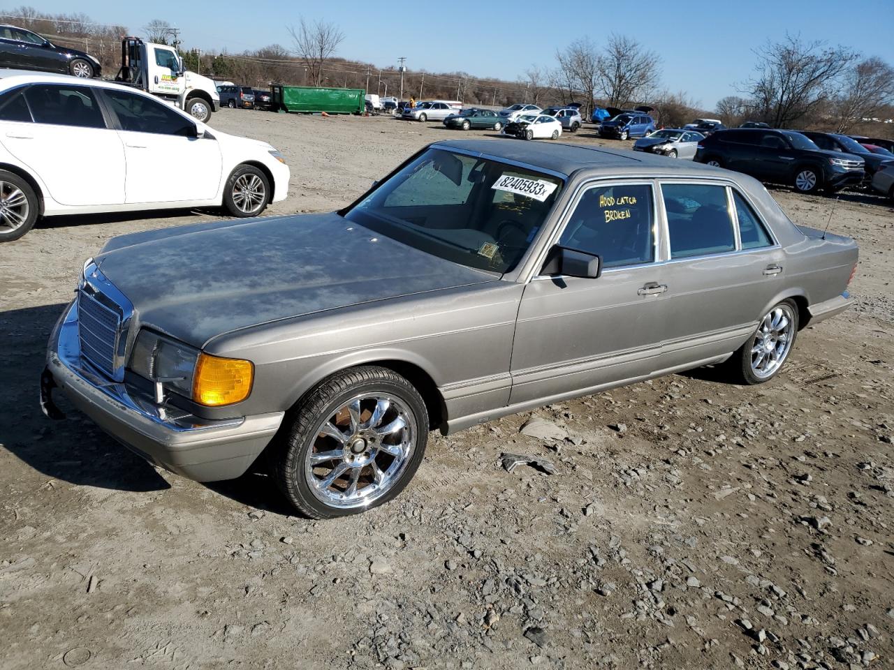 Image 1 of 1990 MERCEDES-BENZ 560 SEL 1990 with VIN WDBCA39E5LA531735