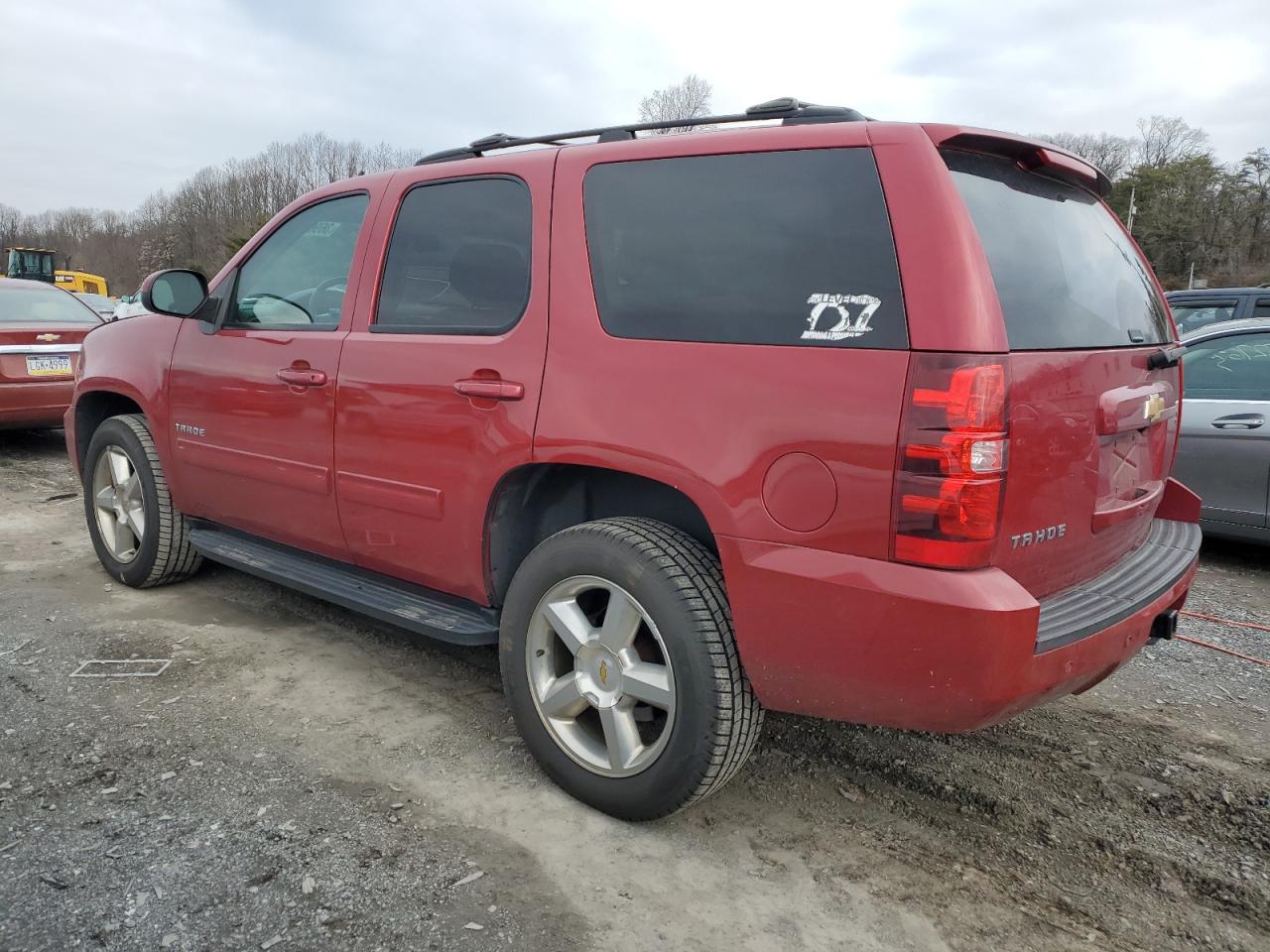 Image 2 of 2014 CHEVROLET TAHOE K1500 LS 2014 with VIN 1GNSKAE09ER104191