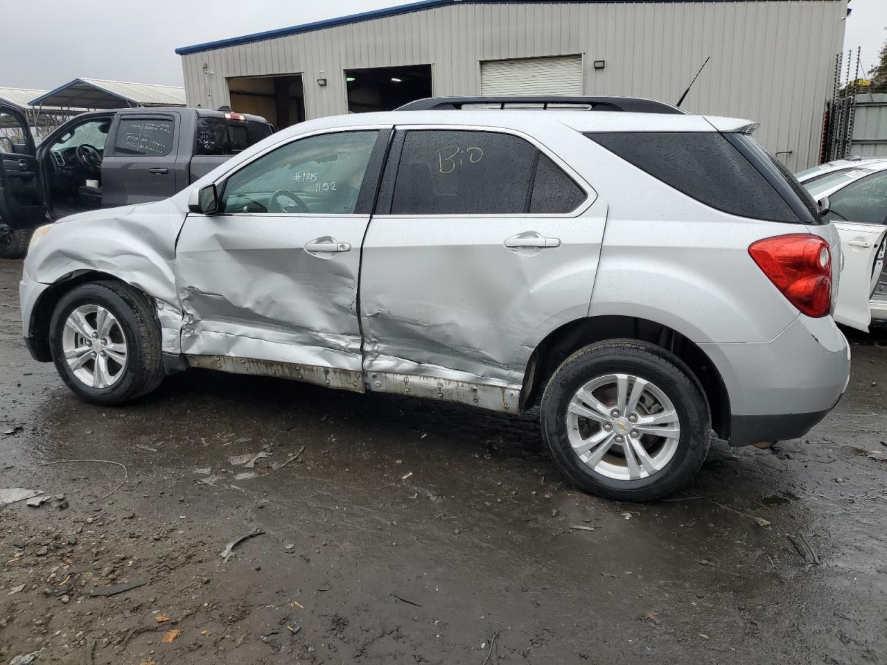 Изображение 2 2011 CHEVROLET EQUINOX LT 2011 с VIN 2CNALDEC3B6471152