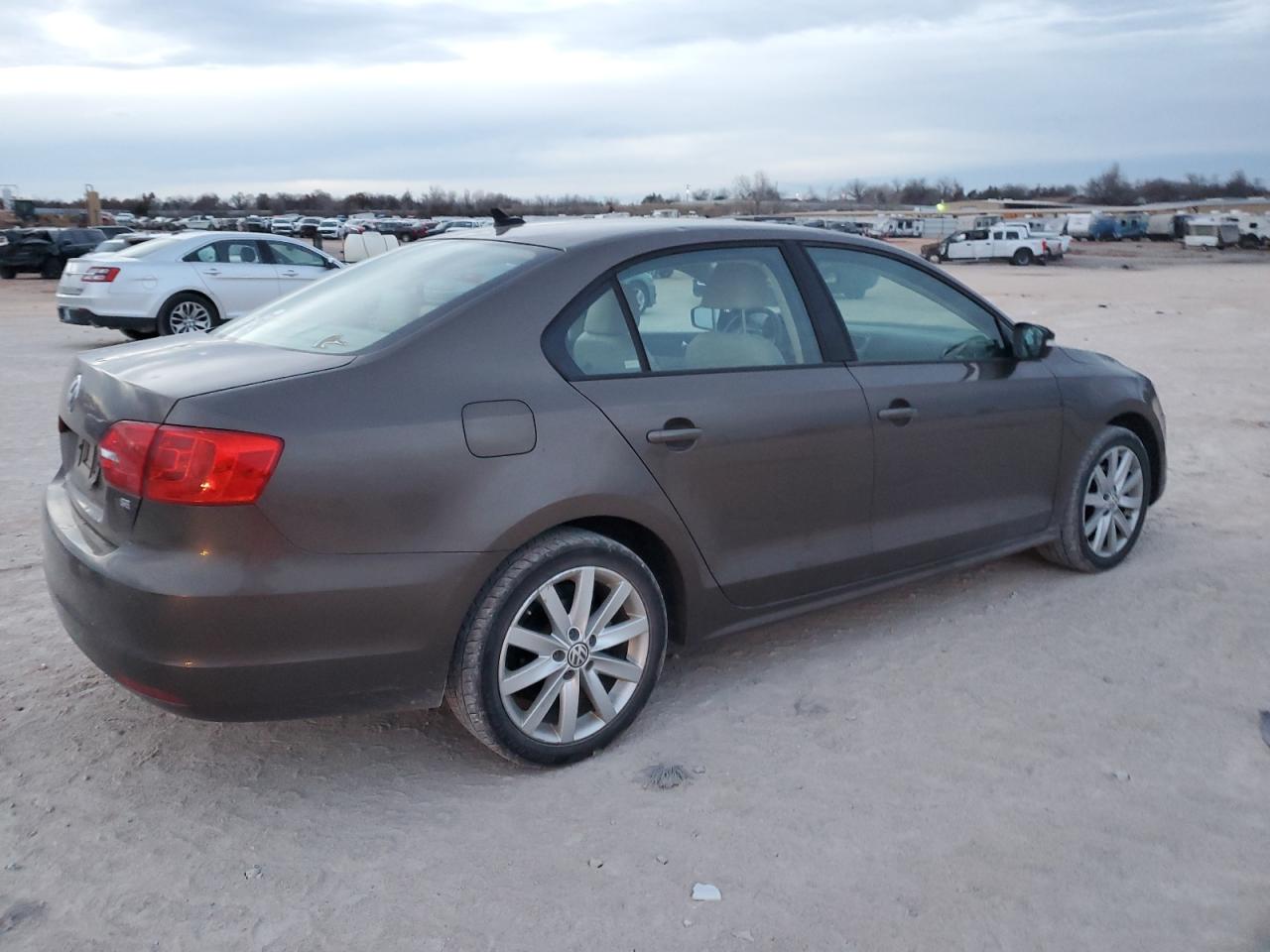 Obraz 3 z 2014 VOLKSWAGEN JETTA SE 2014 z VIN 3VWB17AJ0EM334696