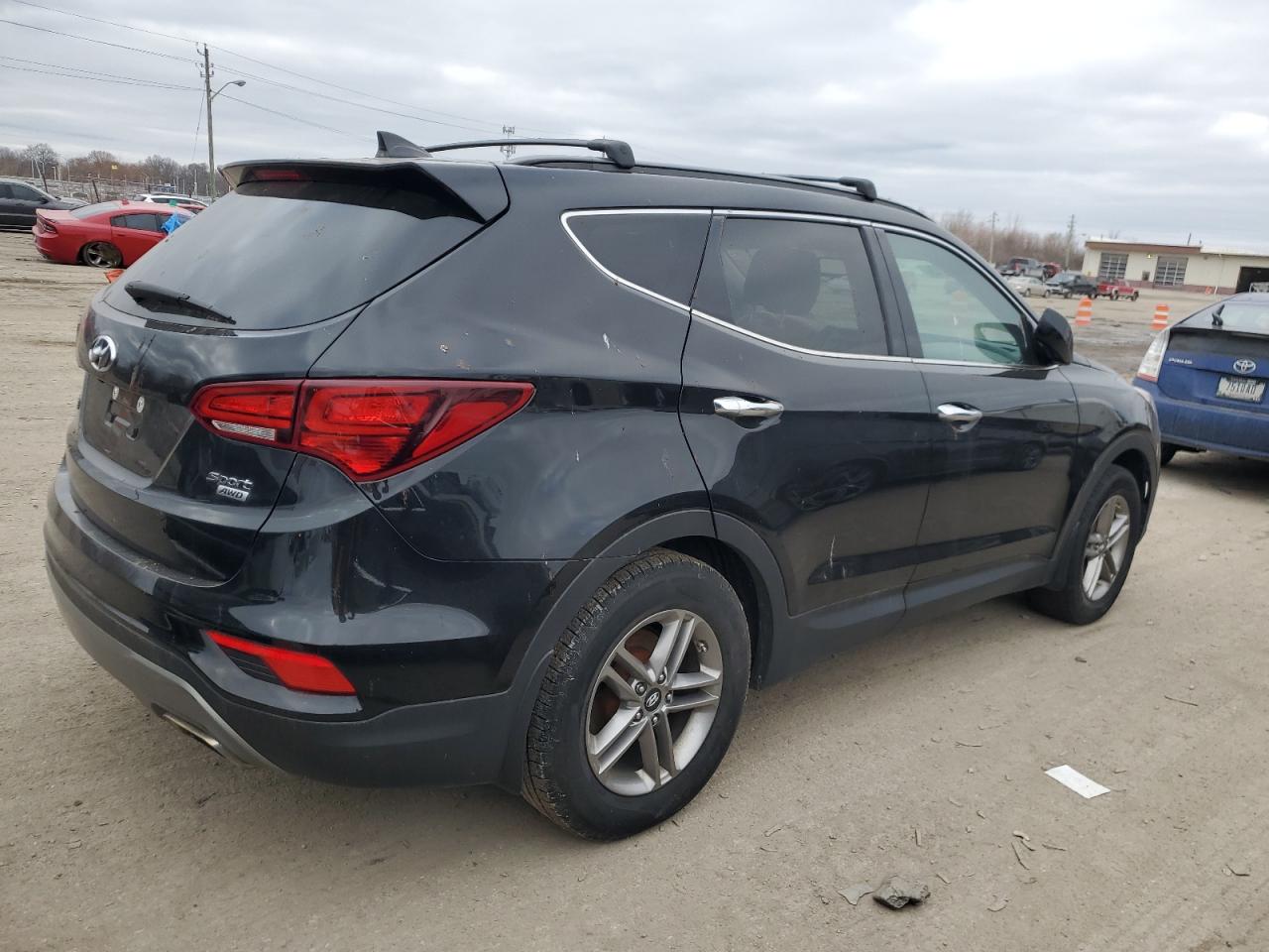 Изображение 3 2017 HYUNDAI SANTA FE SPORT  2017 с VIN 5NMZUDLB4HH003608