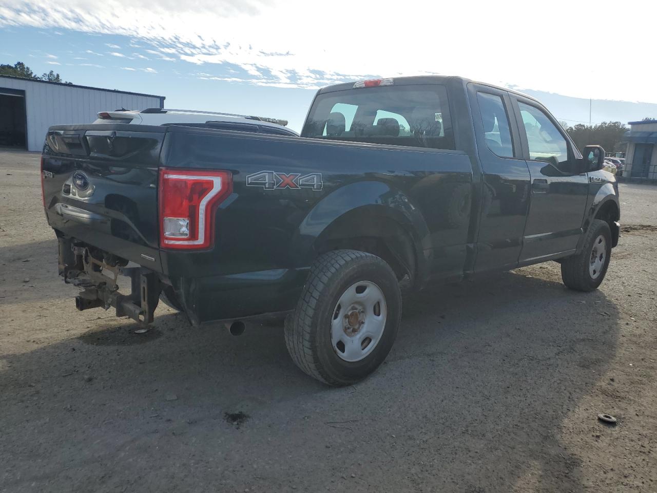 Image 3 of 2016 FORD F150 SUPER CAB 2016 with VIN 1FTFX1EF9GKD83041