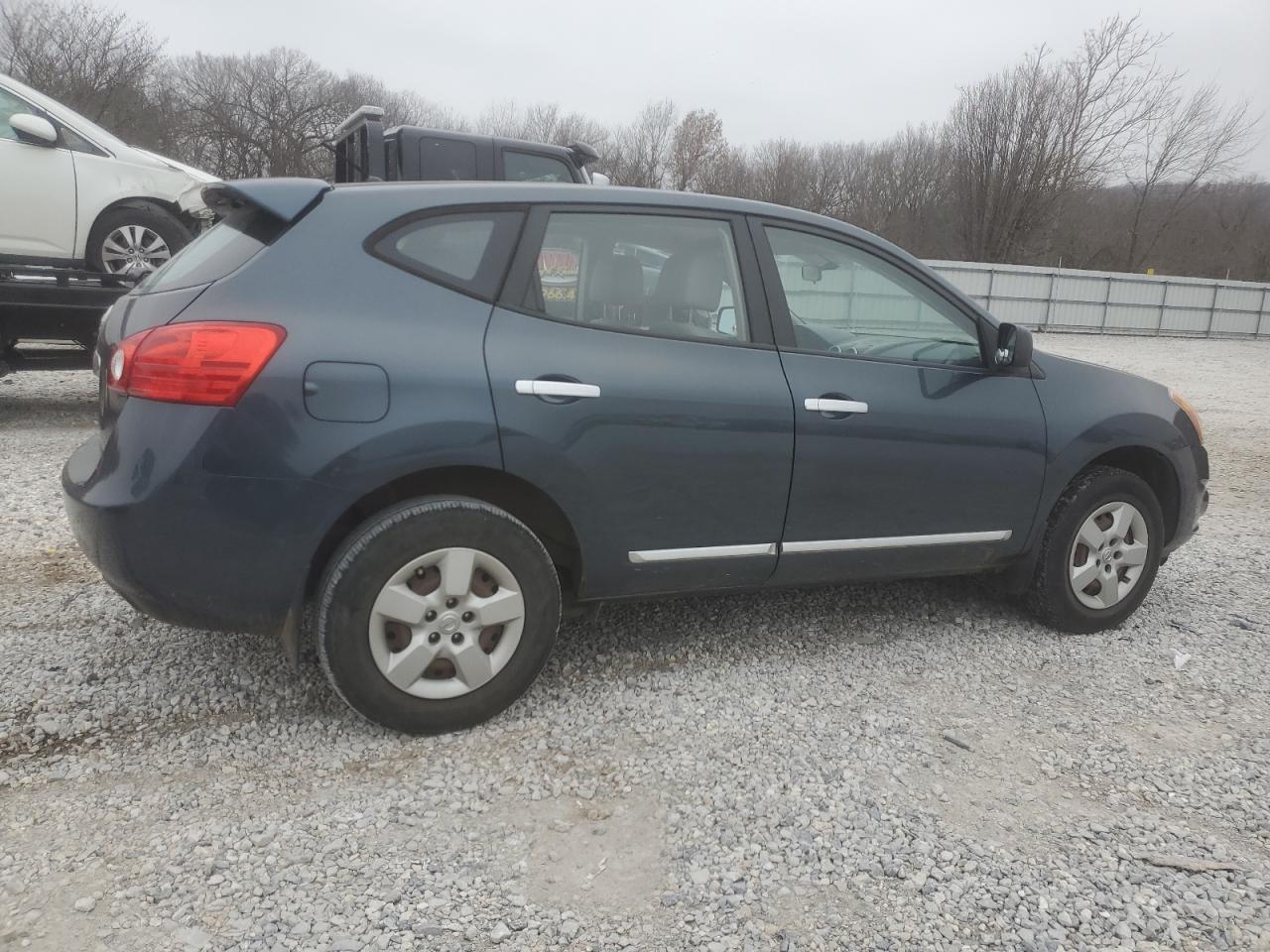 Image 3 of 2013 NISSAN ROGUE S 2013 with VIN JN8AS5MV9DW603182