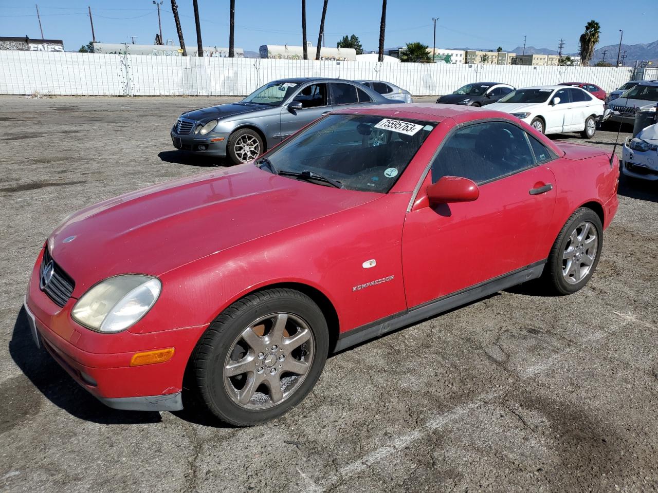 Image 1 of 1998 MERCEDES-BENZ SLK 230 KOMPRESSOR 1998 with VIN WDBKK47F2WF047832