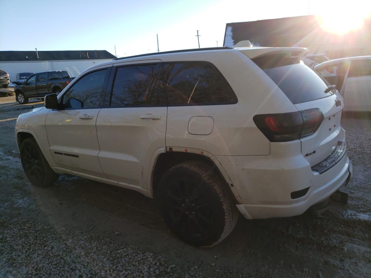 Image 2 of 2019 JEEP GRAND CHEROKEE LAREDO 2019 with VIN 1C4RJFAGXKC545496