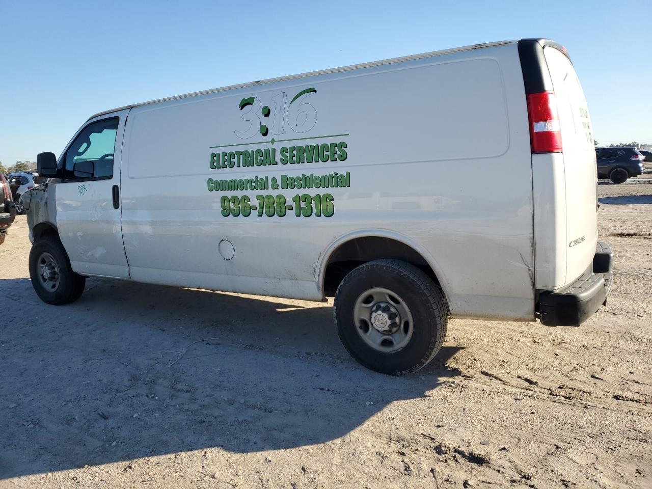 Image 2 of 2017 CHEVROLET EXPRESS G3500  2017 with VIN 1GCZGHFG5H1347044