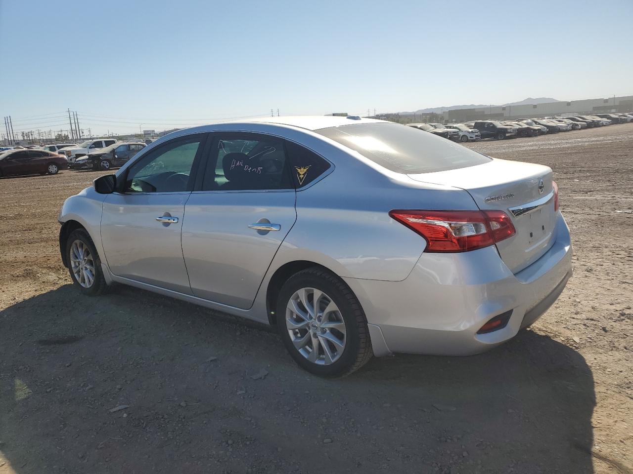 Изображение 2 2016 NISSAN SENTRA S 2016 с VIN 3N1AB7AP2GY338697
