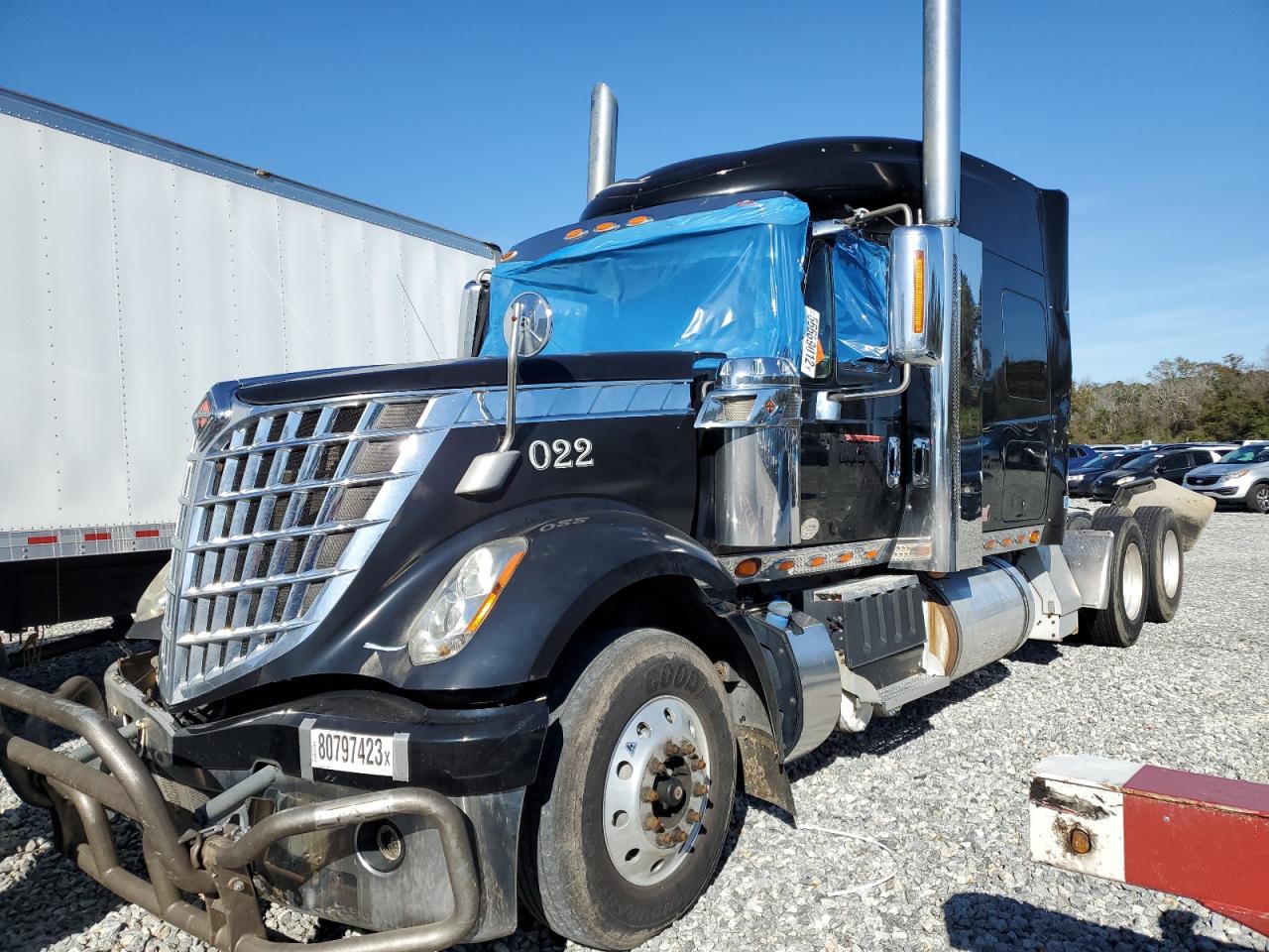 Image 2 of 2015 INTERNATIONAL LONESTAR  2015 with VIN 3HSCXAPRXFN123816