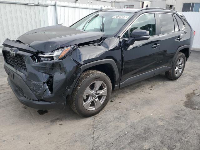 Изображение 1 2023 TOYOTA RAV4 XLE 2023 с VIN 2T3P1RFVXPC365974