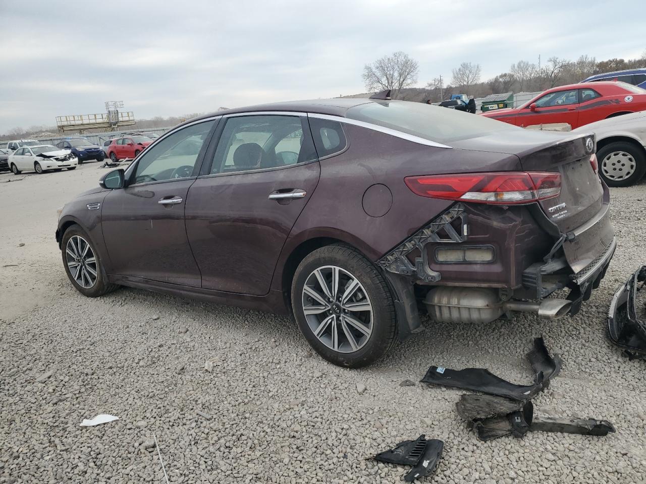 Image 2 of 2020 KIA OPTIMA EX 2020 with VIN 5XXGU4L17LG397899