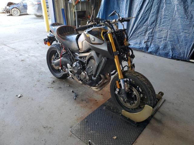 Image 1 of 2015 YAMAHA FZ09  2015 with VIN JYARN33E5FA007834