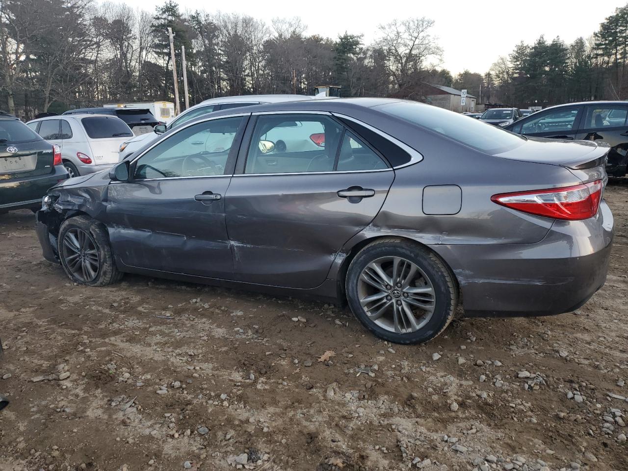 Image 2 of 2015 TOYOTA CAMRY LE 2015 with VIN 4T1BF1FK4FU984787