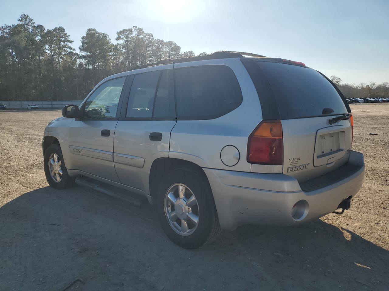 Изображение 2 2004 GMC ENVOY  2004 с VIN 1GKDS13S542188463