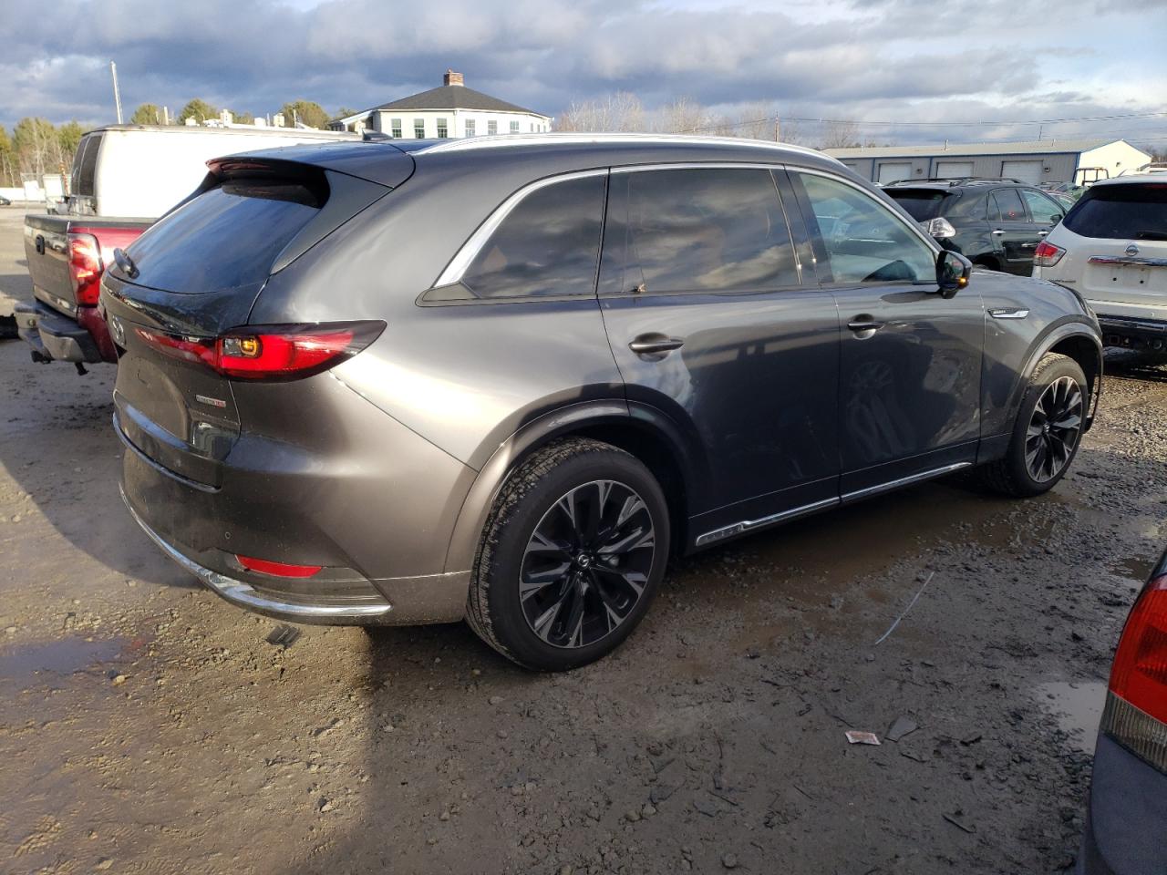 Image 3 of 2024 MAZDA CX-90 PREMIUM PLUS 2024 with VIN JM3KKEHC8R1125129