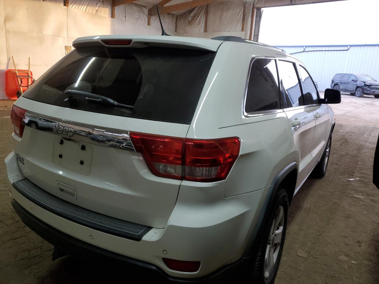 Obraz 3 z 2011 JEEP GRAND CHEROKEE LAREDO 2011 z VIN 1J4RR4GTXBC676438