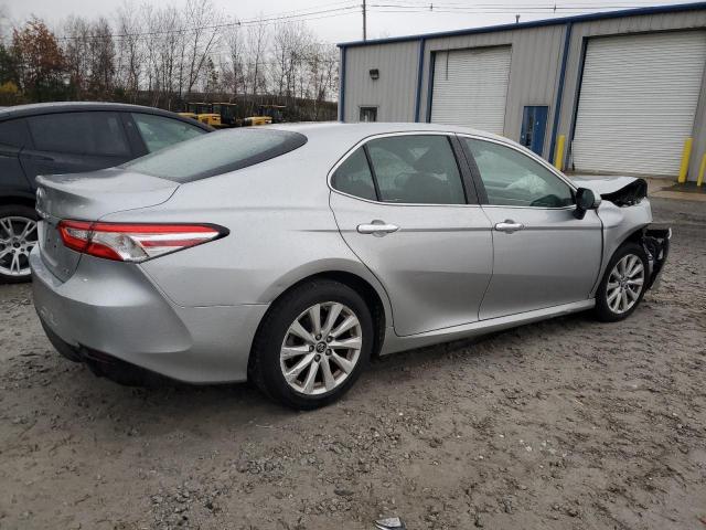 Obraz 3 z 2018 TOYOTA CAMRY L 2018 z VIN 4T1B11HK3JU092308