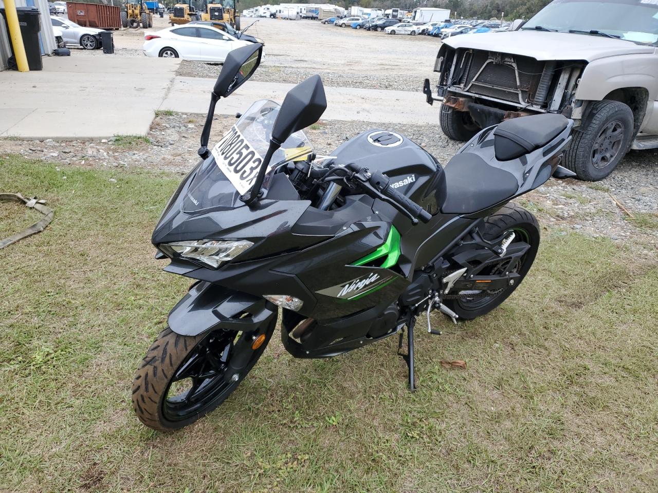 Image 2 of Kawasaki Ex400 2023 with VIN JKAEXKH19PDAL0222