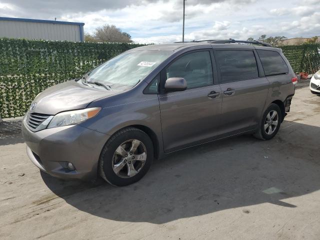 Image 1 of 2012 TOYOTA SIENNA LE 2012 with VIN 5TDKK3DC3CS263156