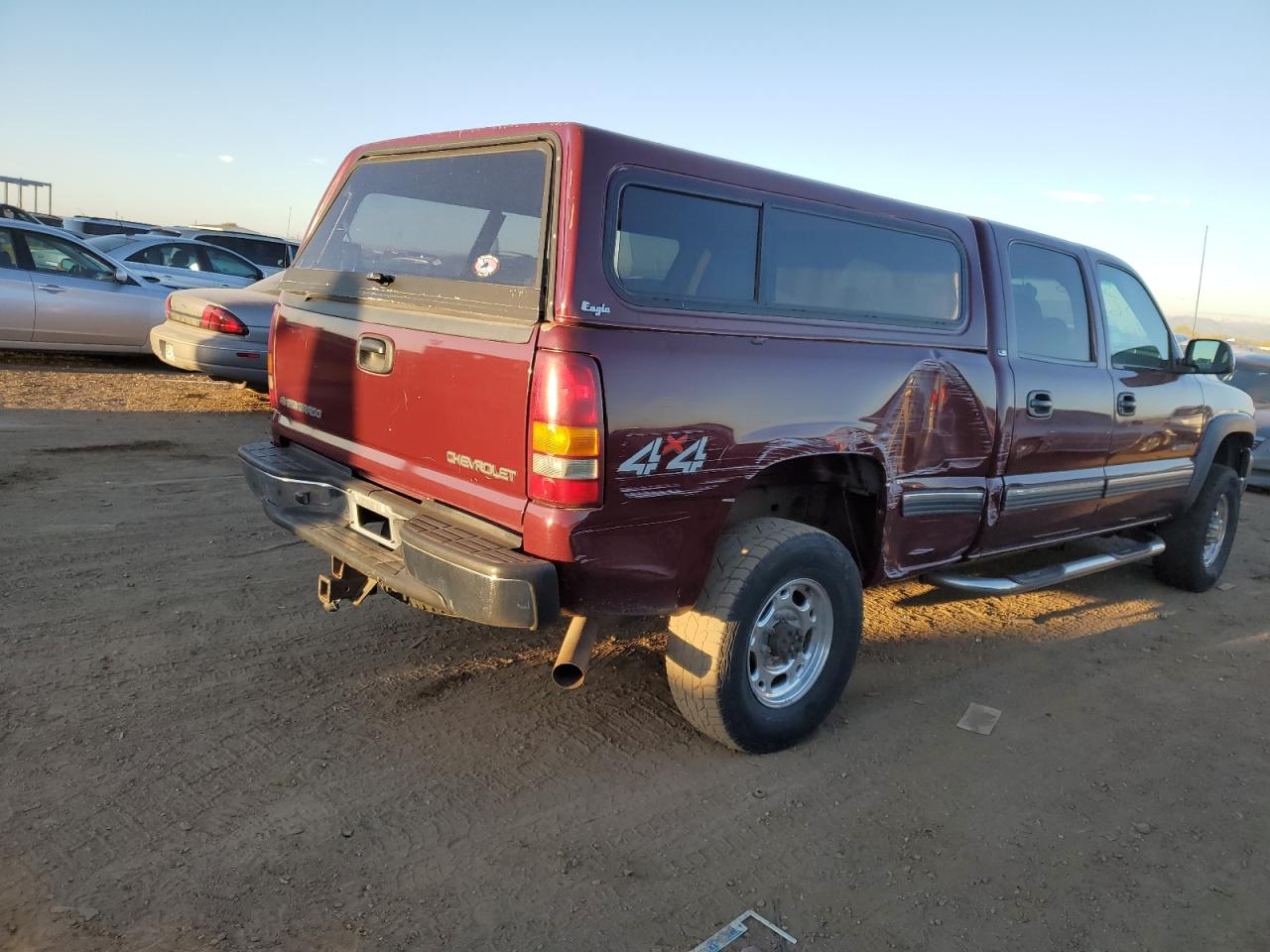 Image 3 of 2002 CHEVROLET SILVERADO K2500 HEAVY DUTY 2002 with VIN 1GCHK23U92F176388