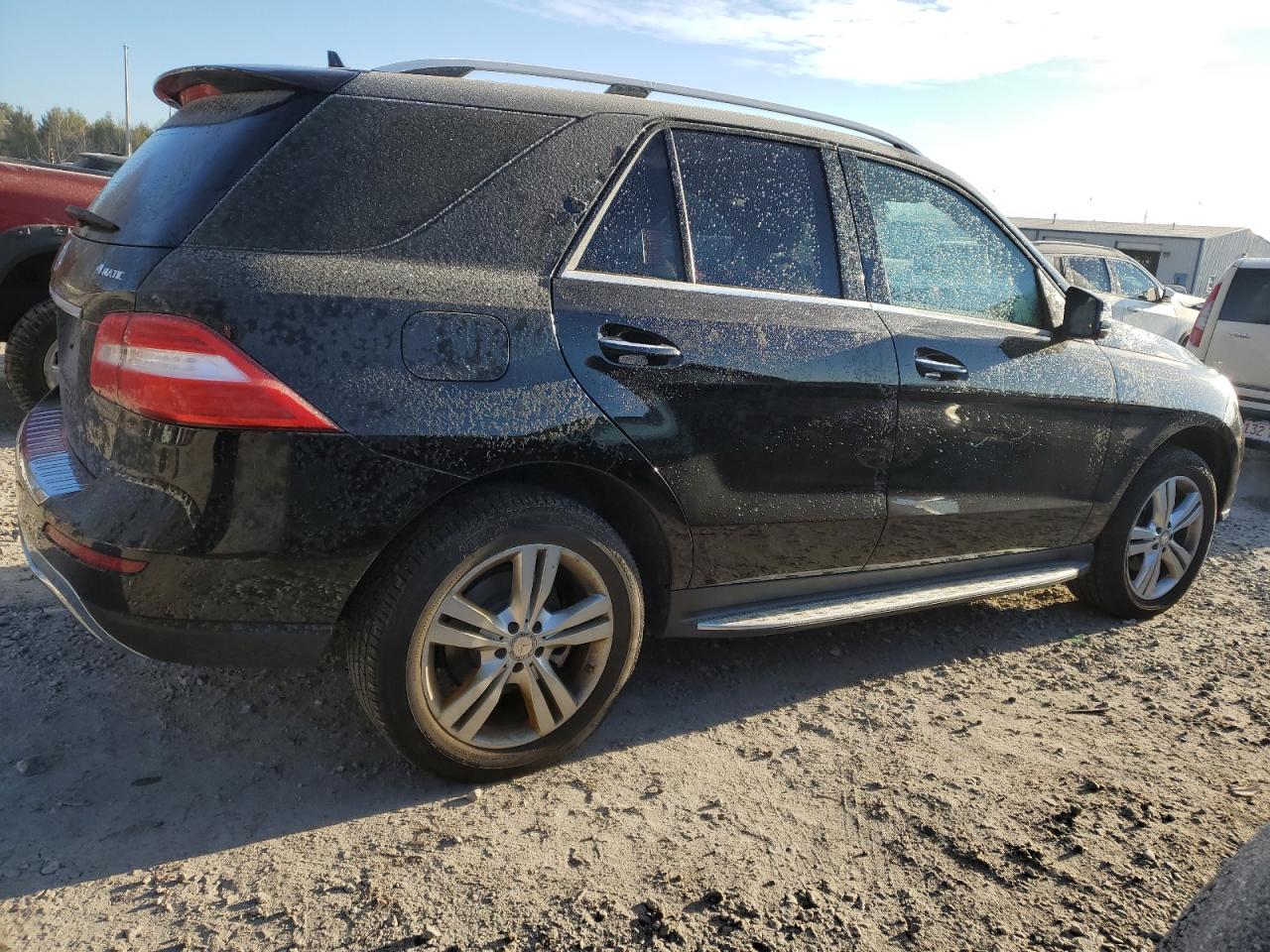 Image 3 of 2015 MERCEDES-BENZ ML 350 4MATIC 2015 with VIN 4JGDA5HB2FA542376