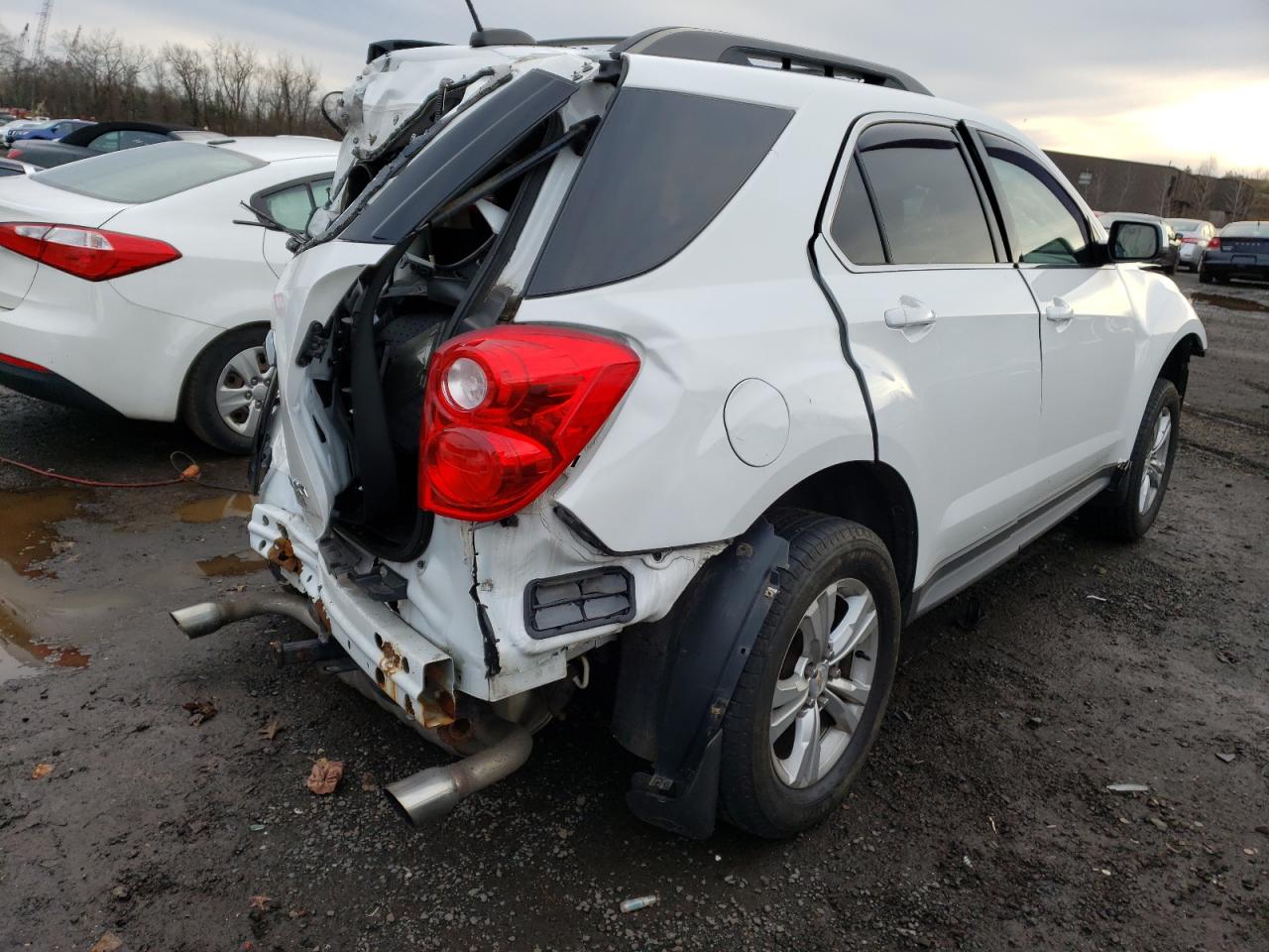Image 3 of 2015 CHEVROLET EQUINOX LT 2015 with VIN 2GNFLGE3XF6307857